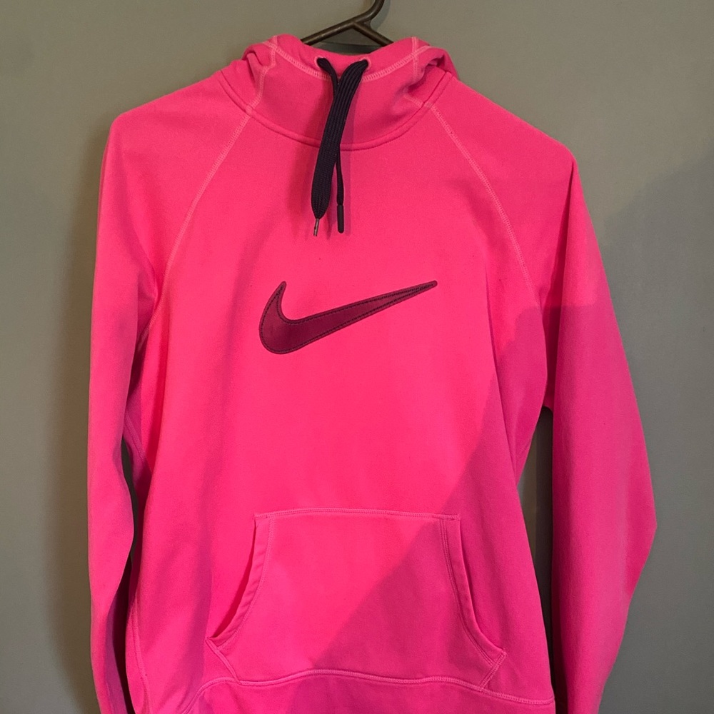 Therma-Fit Nike Hoodie